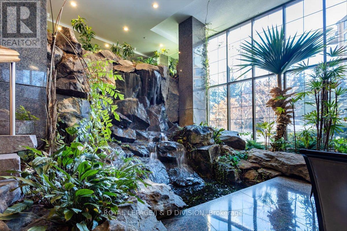 501 - 3800 Yonge Street, Toronto, ON - Indoor Photo Showing Other Room