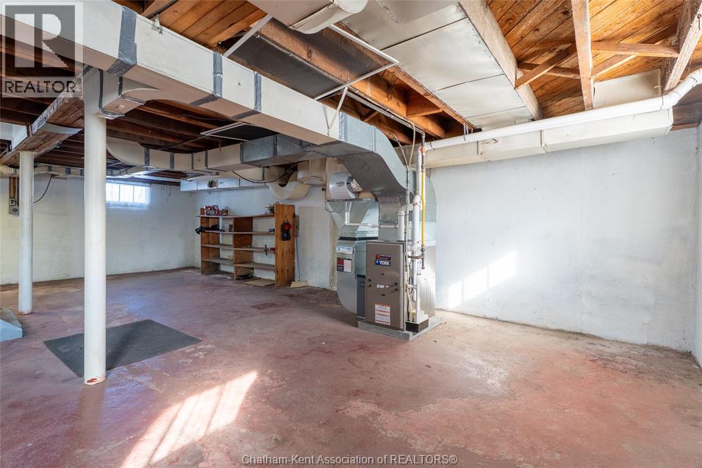 17 Grand Avenue, Wallaceburg, ON - Indoor Photo Showing Basement