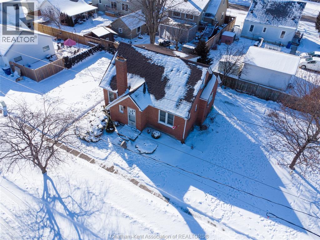 17 Grand Avenue, Wallaceburg, ON - Outdoor