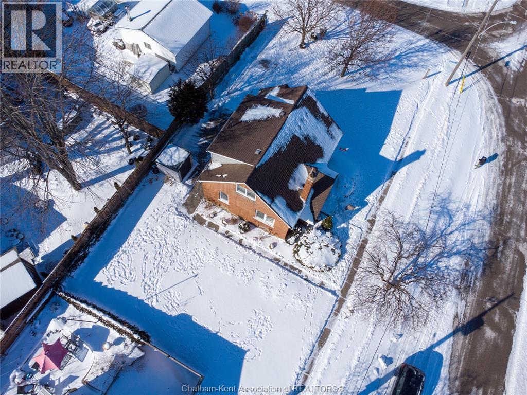 17 Grand Avenue, Wallaceburg, ON - Outdoor With View