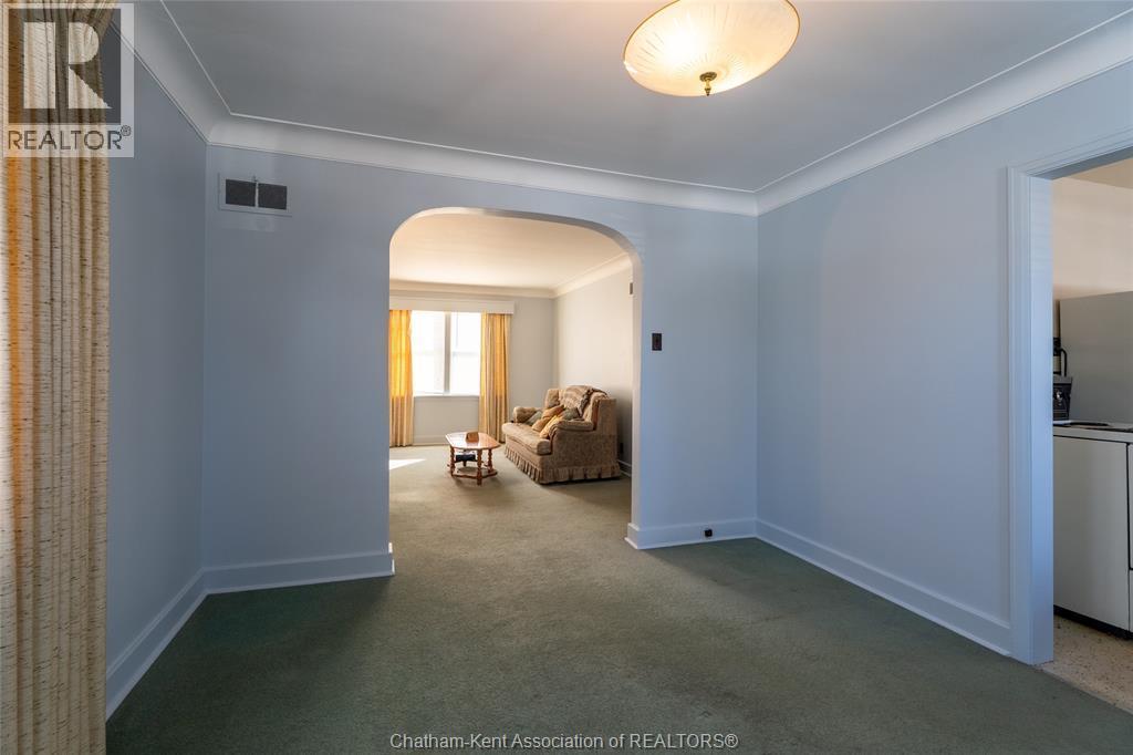 17 Grand Avenue, Wallaceburg, ON - Indoor Photo Showing Other Room