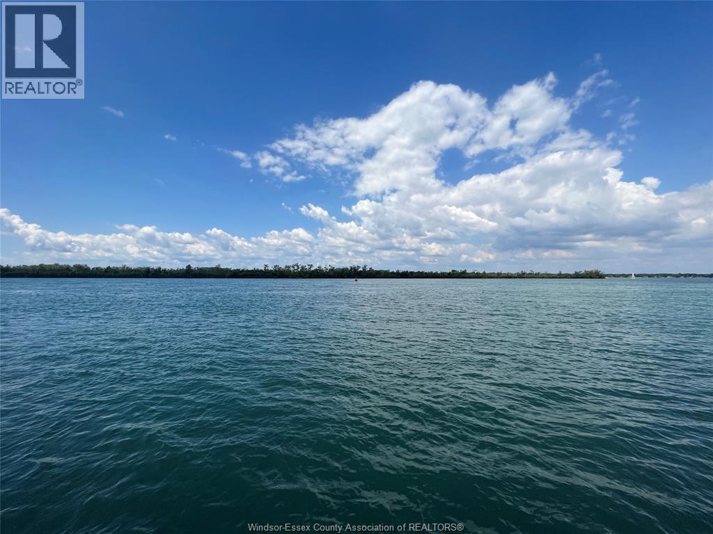 552 Front Road, Amherstburg, ON