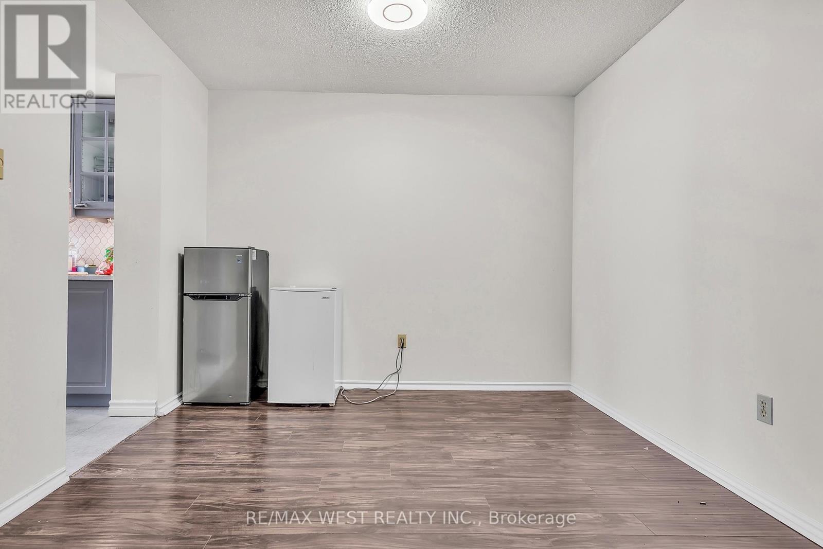 1107 - 100 County Court Boulevard, Brampton, ON - Indoor Photo Showing Other Room