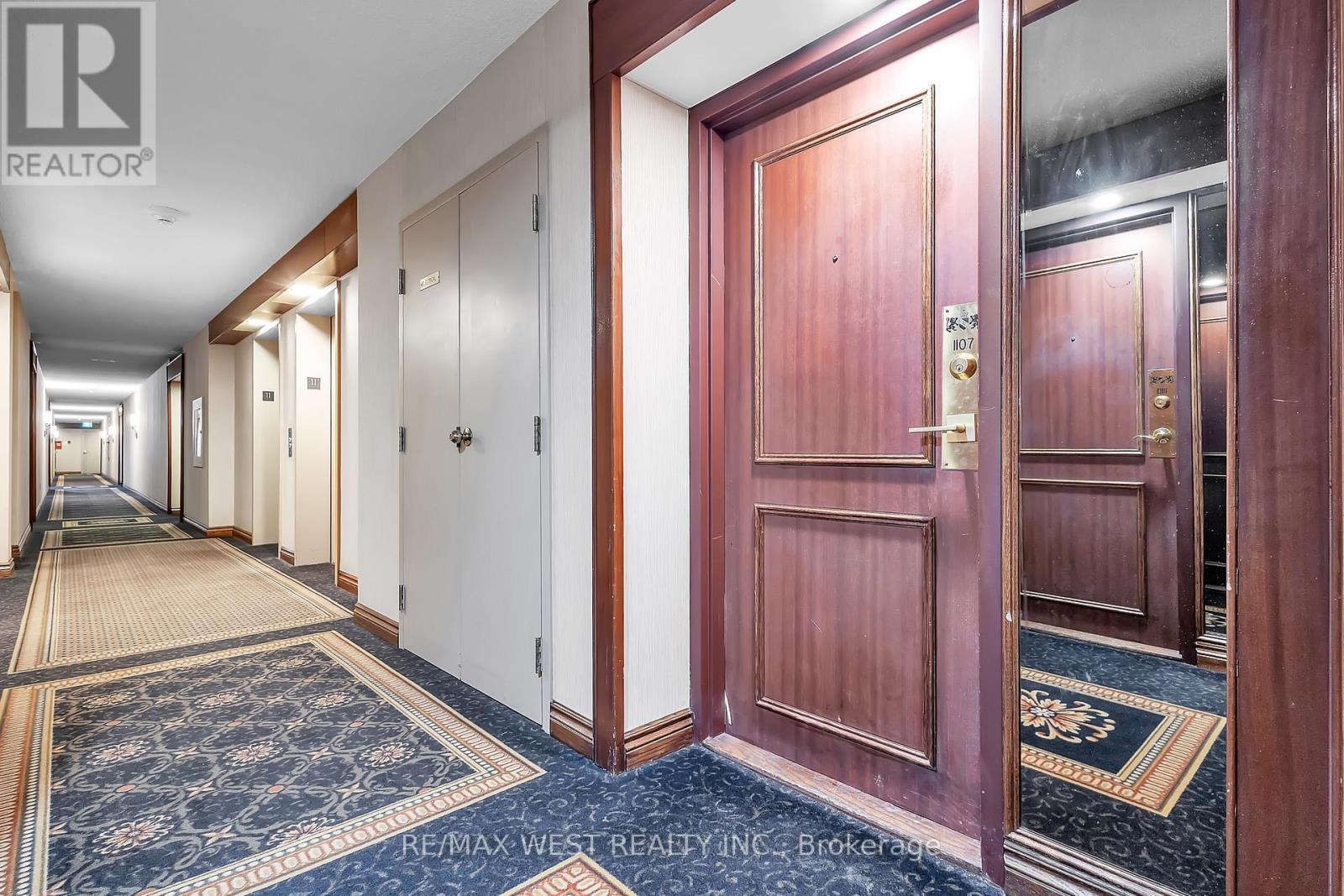 1107 - 100 County Court Boulevard, Brampton, ON - Indoor Photo Showing Other Room