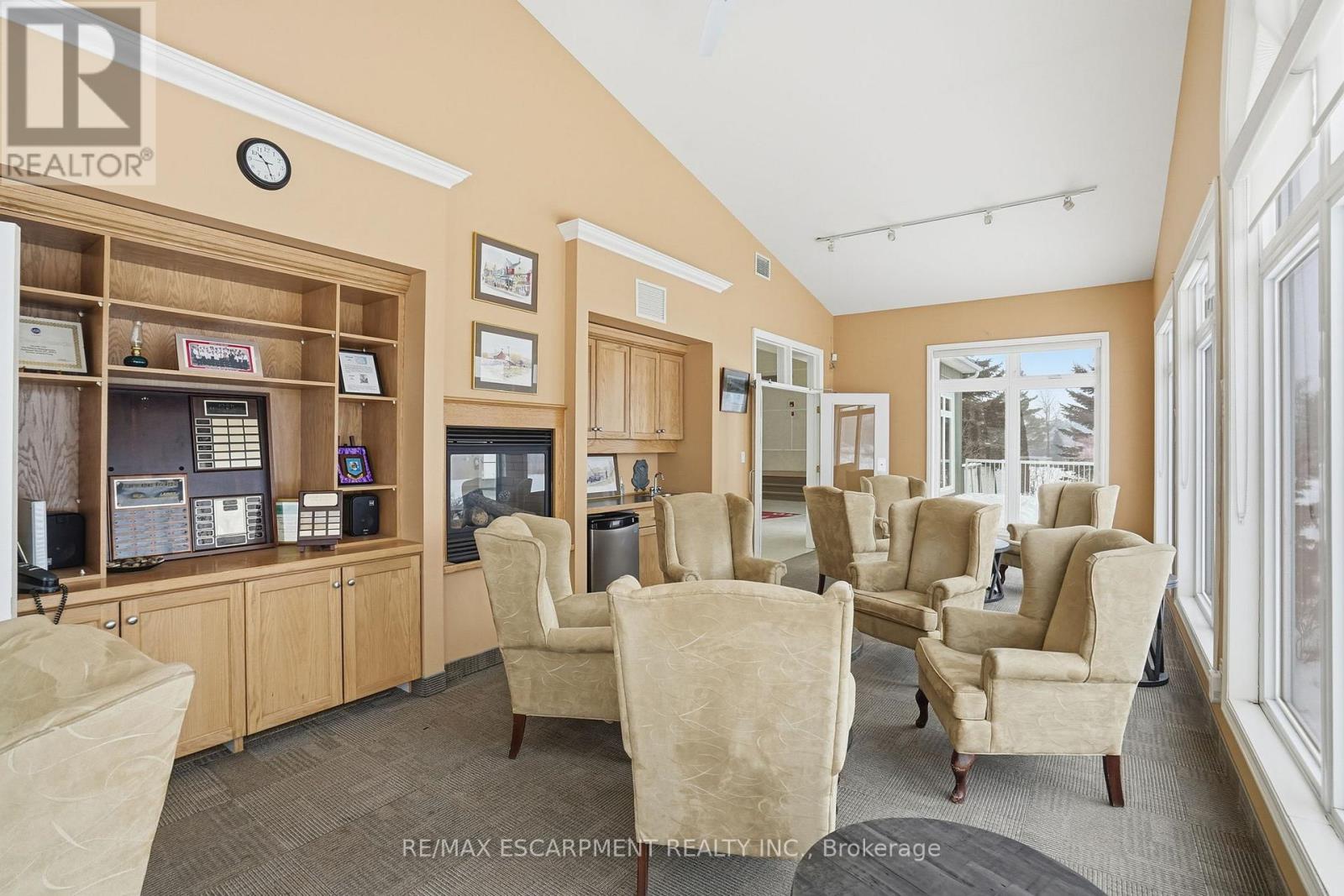 148 Glenariff Drive, Hamilton, ON - Indoor