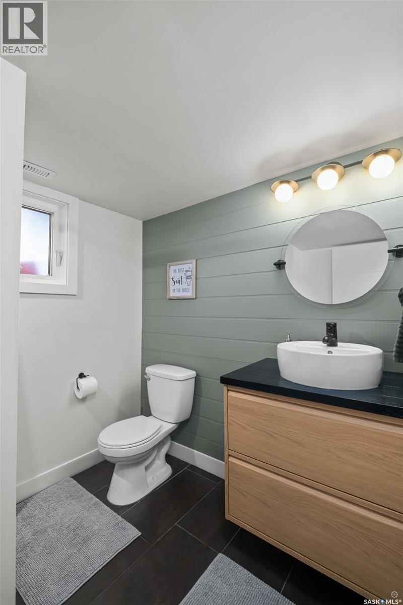 3103 Grey Owl Crescent, Prince Albert, SK - Indoor Photo Showing Bathroom