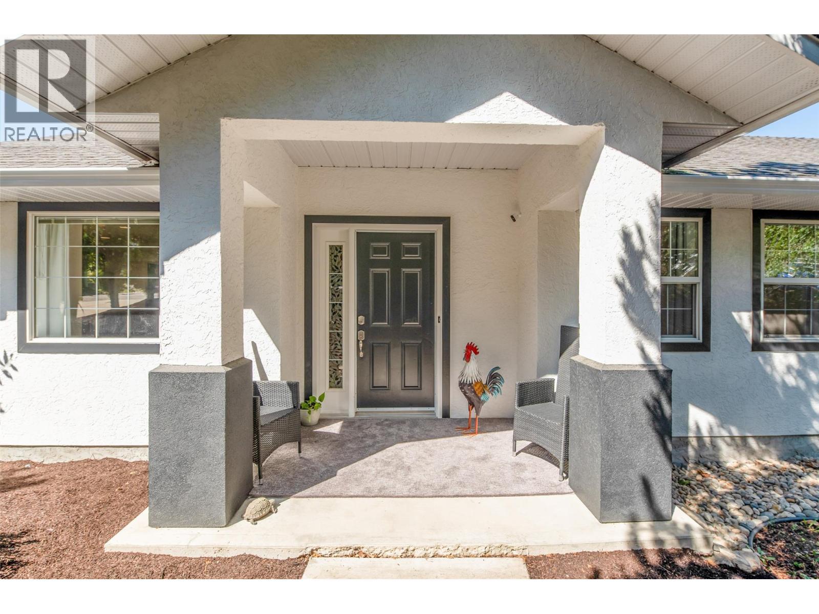 1420 Bentien Road, Kelowna, BC - Outdoor