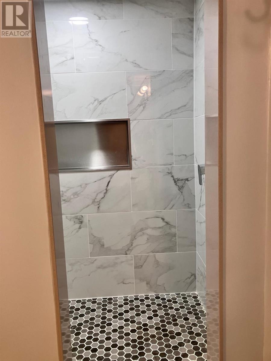 347 Langdon Rd, Sault Ste. Marie, ON - Indoor