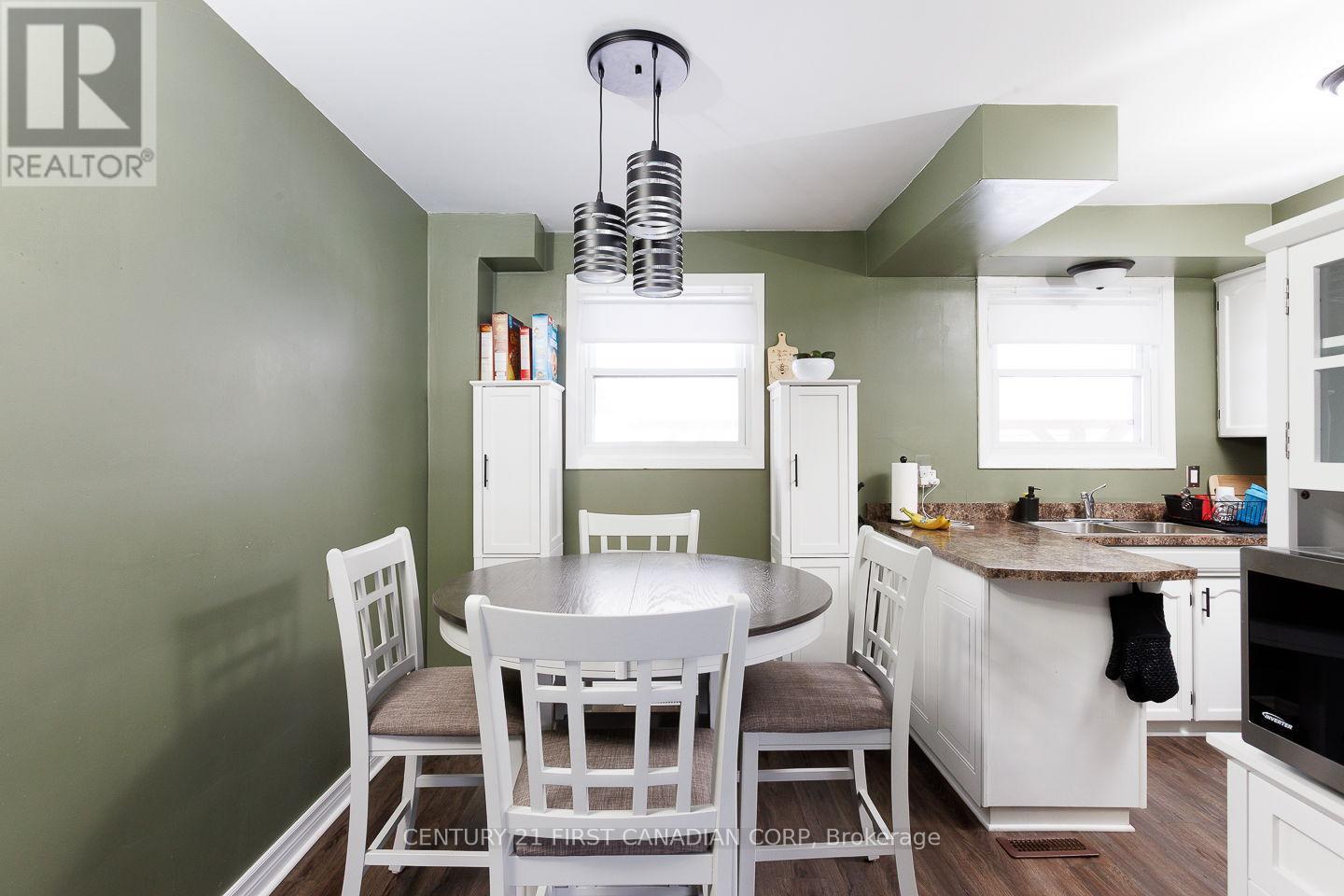 1227 Victoria Drive, London East (East C), ON - Indoor Photo Showing Dining Room