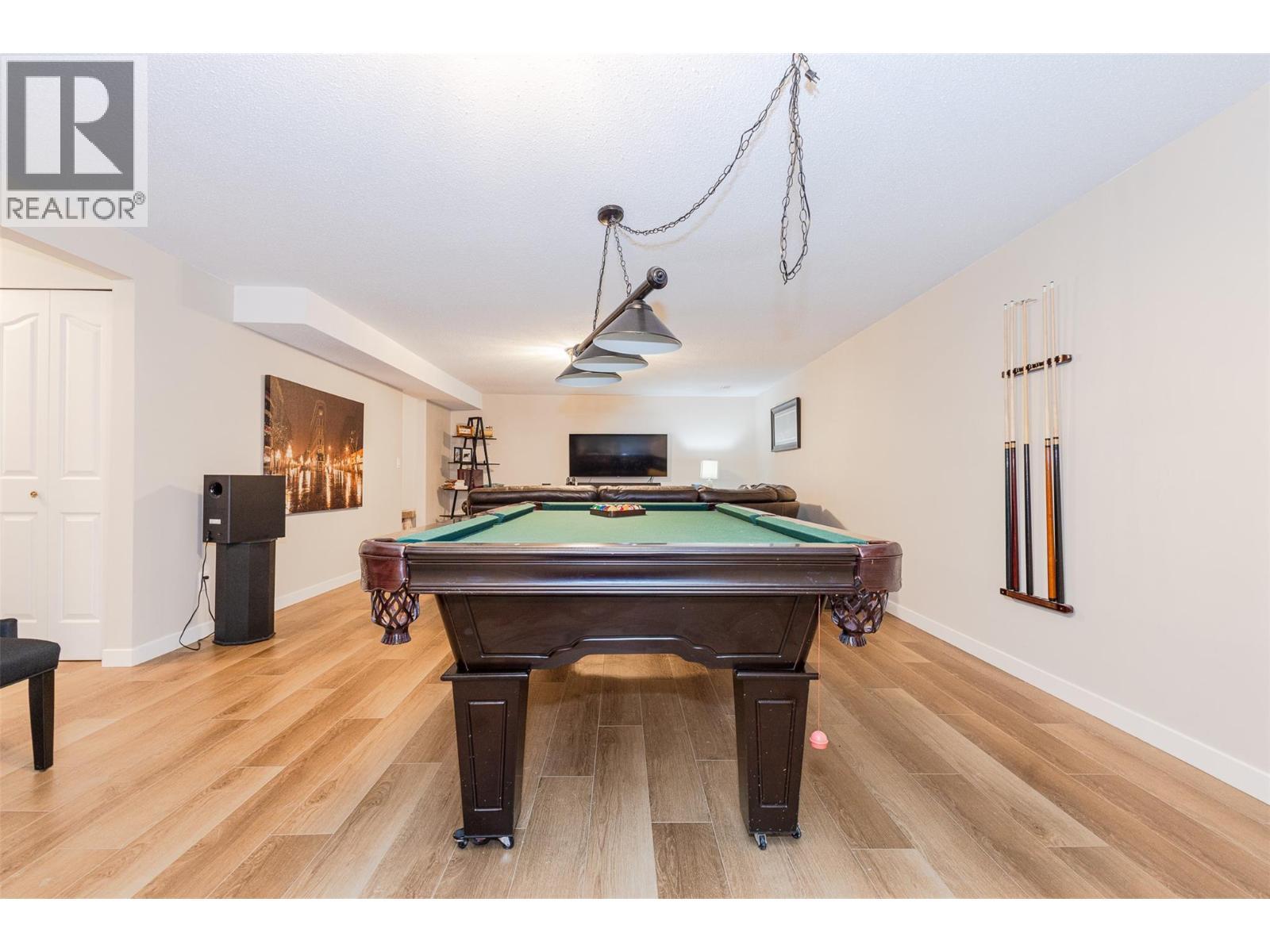 205 Gerstmar Road Unit# 1, Kelowna, BC - Indoor Photo Showing Other Room