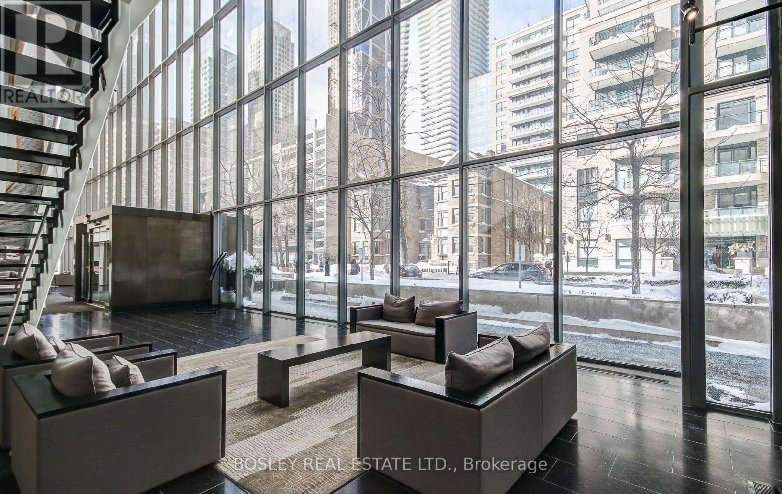 608 - 33 Charles Street E, Toronto, ON - Indoor Photo Showing Other Room