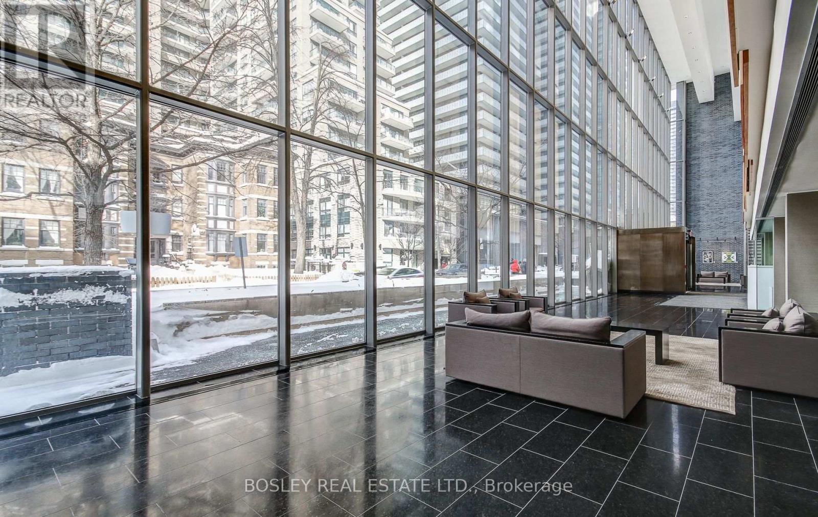 608 - 33 Charles Street E, Toronto, ON - Indoor Photo Showing Other Room