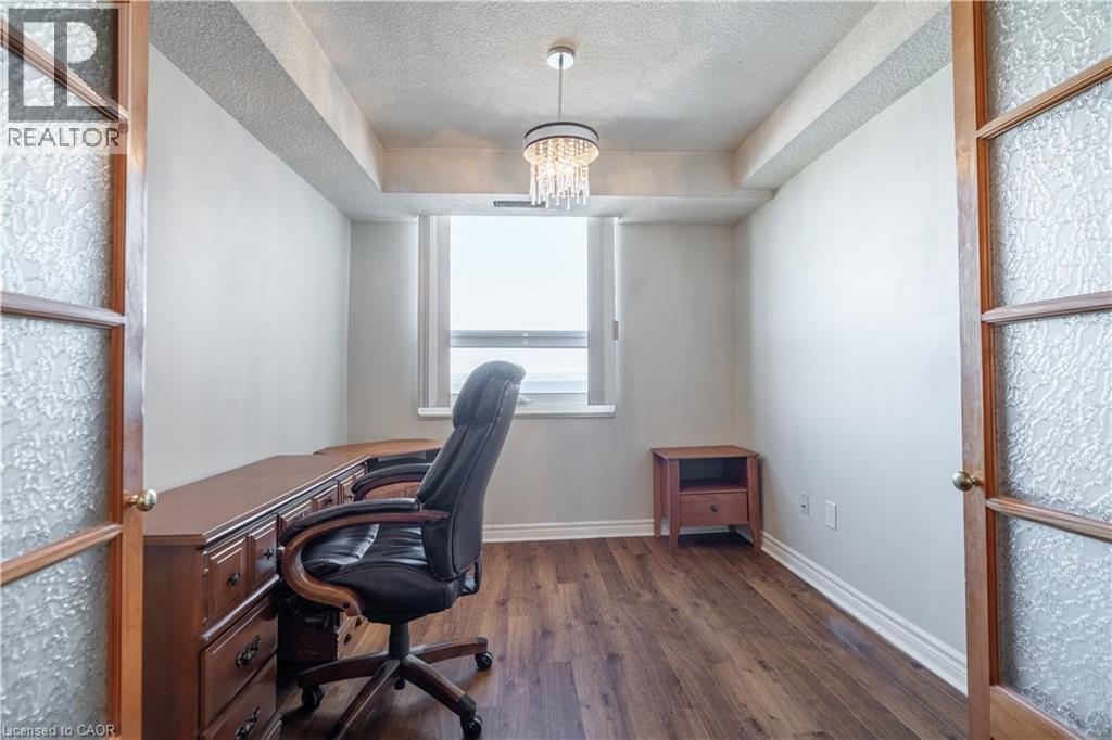 500 Green Road Unit# 1218, Stoney Creek, ON - Indoor Photo Showing Office