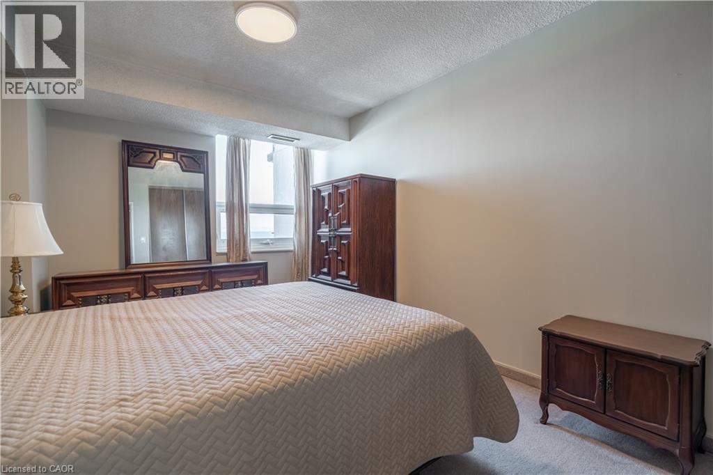 500 Green Road Unit# 1218, Stoney Creek, ON - Indoor Photo Showing Bedroom