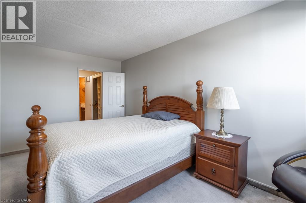 500 Green Road Unit# 1218, Stoney Creek, ON - Indoor Photo Showing Bedroom