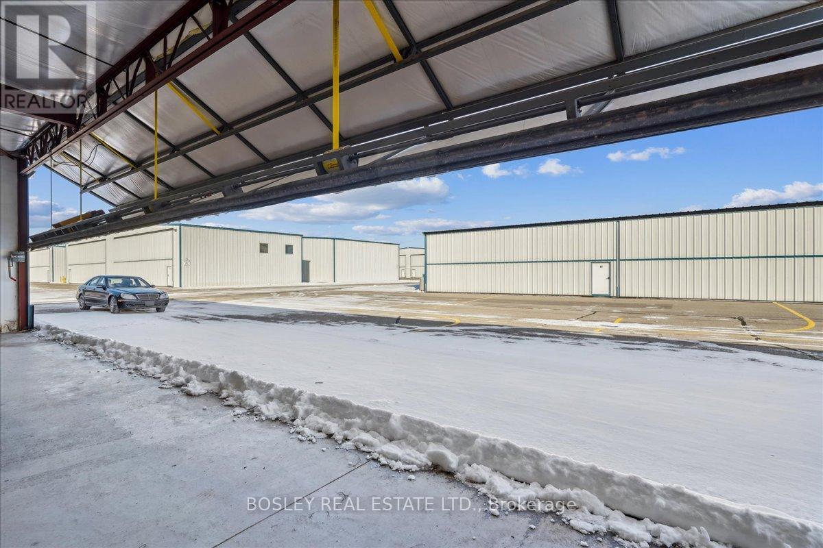 24 Building 7 - 441 Aviator Lane, Oshawa, ON