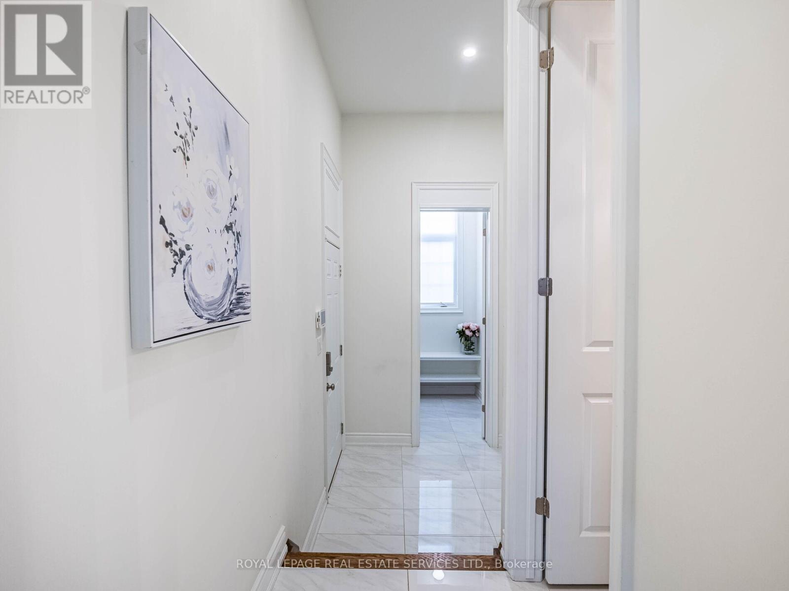 23 Grace Lake Court, Vaughan, ON - Indoor Photo Showing Other Room