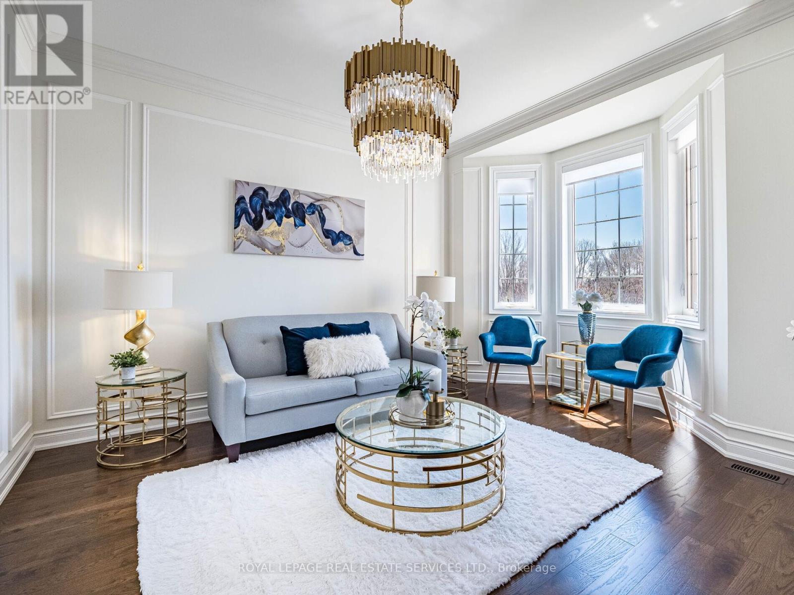23 Grace Lake Court, Vaughan, ON - Indoor Photo Showing Living Room