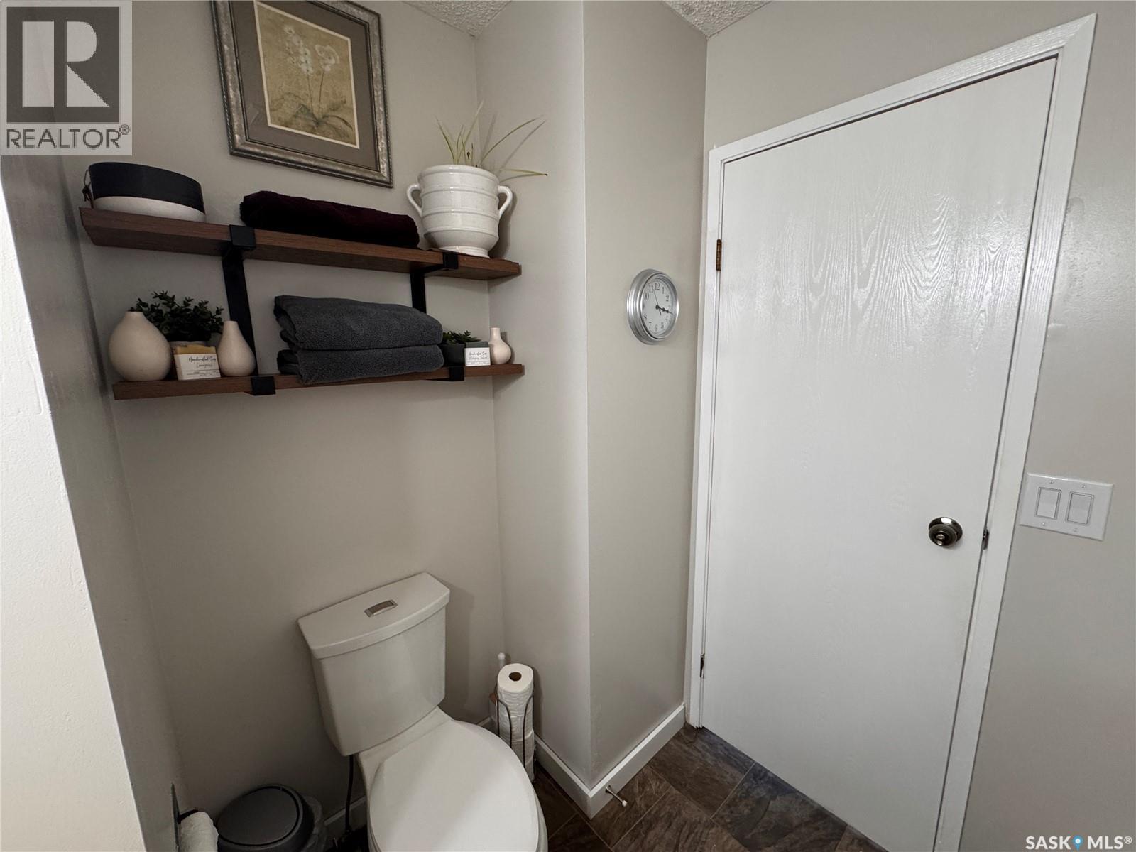 415 3Rd Avenue W, Biggar, SK - Indoor Photo Showing Other Room