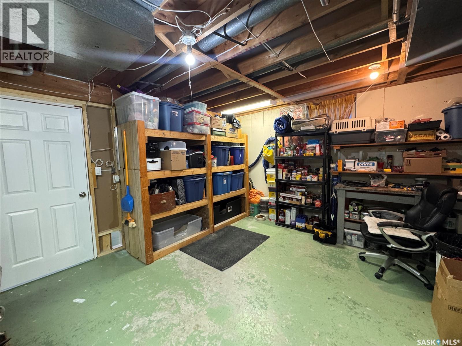 415 3Rd Avenue W, Biggar, SK - Indoor Photo Showing Basement