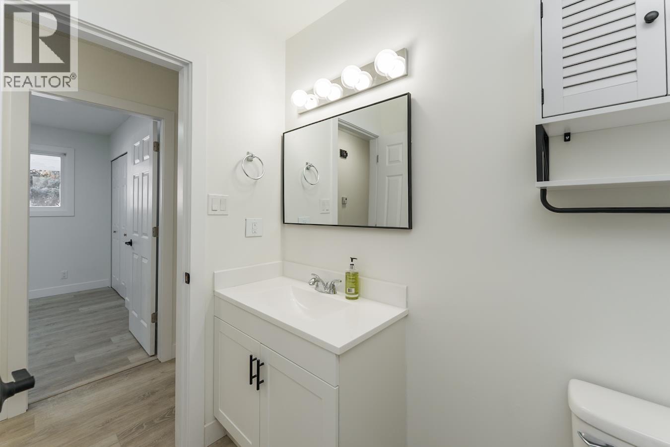 7790 Queens Crescent, Prince George, BC - Indoor Photo Showing Bathroom