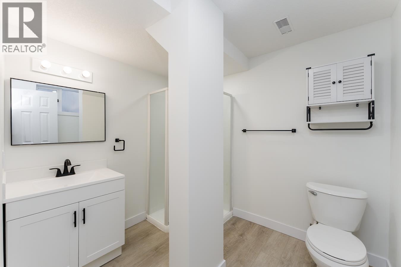 7790 Queens Crescent, Prince George, BC - Indoor Photo Showing Bathroom