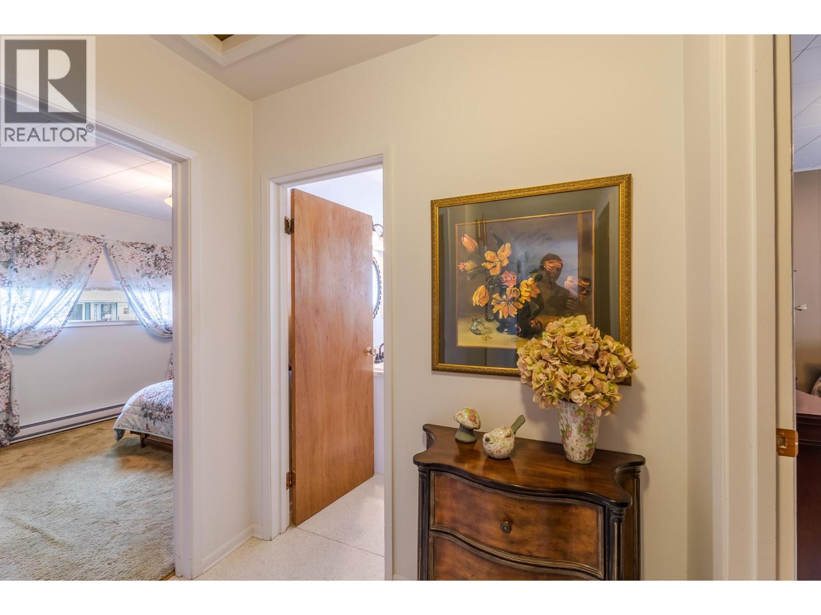 14001 Amm Avenue, Summerland, BC - Indoor Photo Showing Other Room