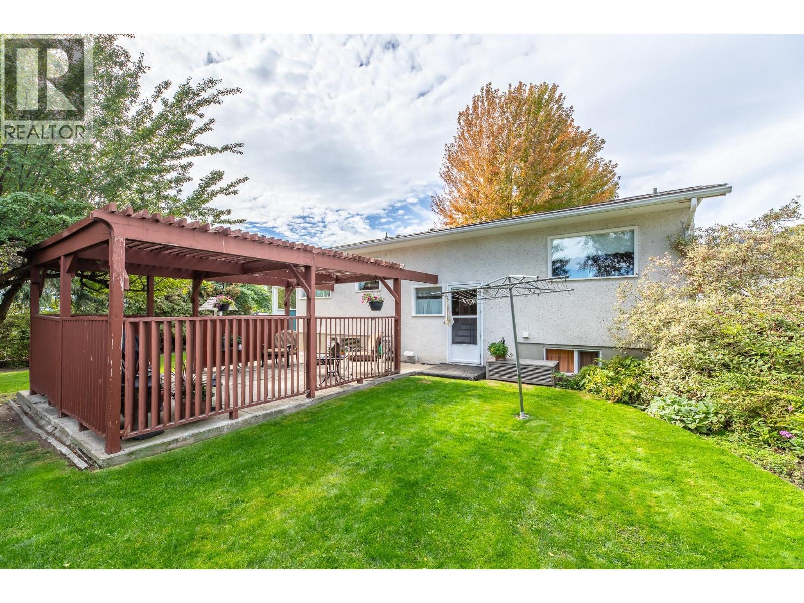 14001 Amm Avenue, Summerland, BC - Outdoor