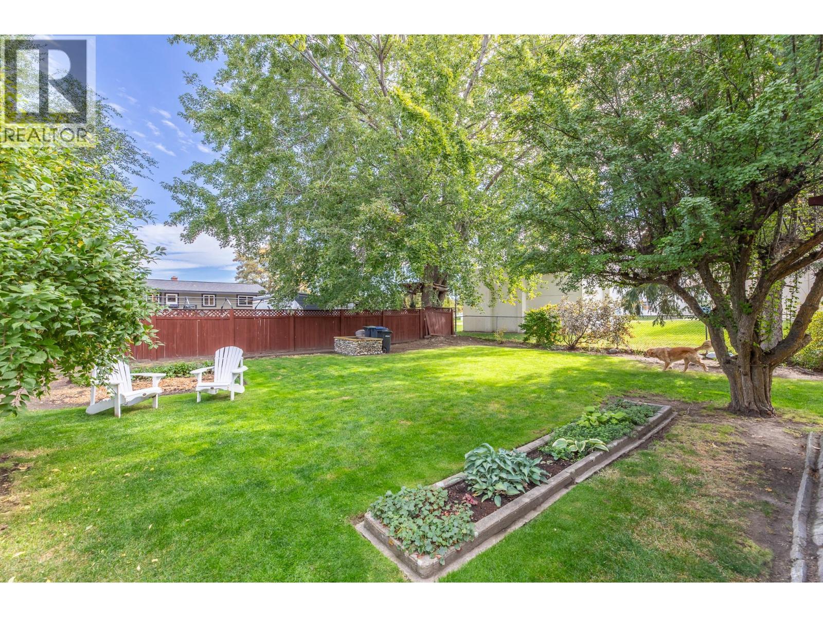 14001 Amm Avenue, Summerland, BC - Outdoor