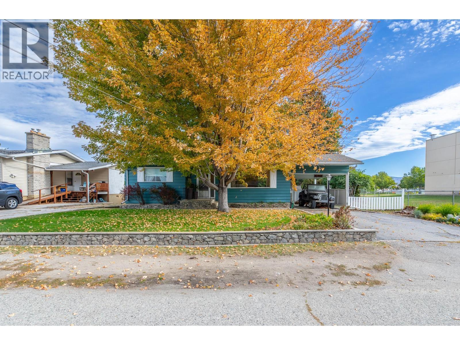 14001 Amm Avenue, Summerland, BC - Outdoor