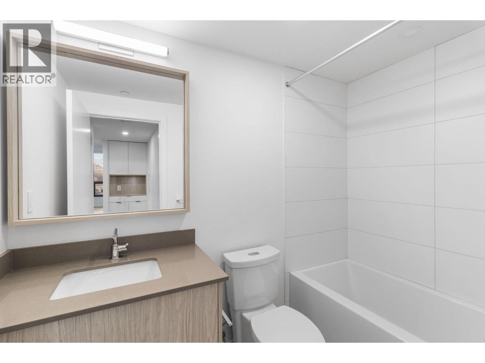 1488 Bertram Street Unit# 2808, Kelowna, BC - Indoor Photo Showing Bathroom