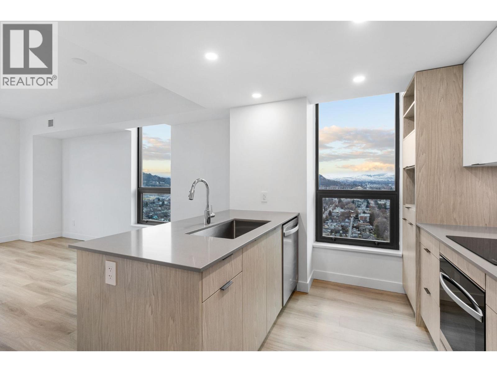 1488 Bertram Street Unit# 2808, Kelowna, BC - Indoor Photo Showing Kitchen