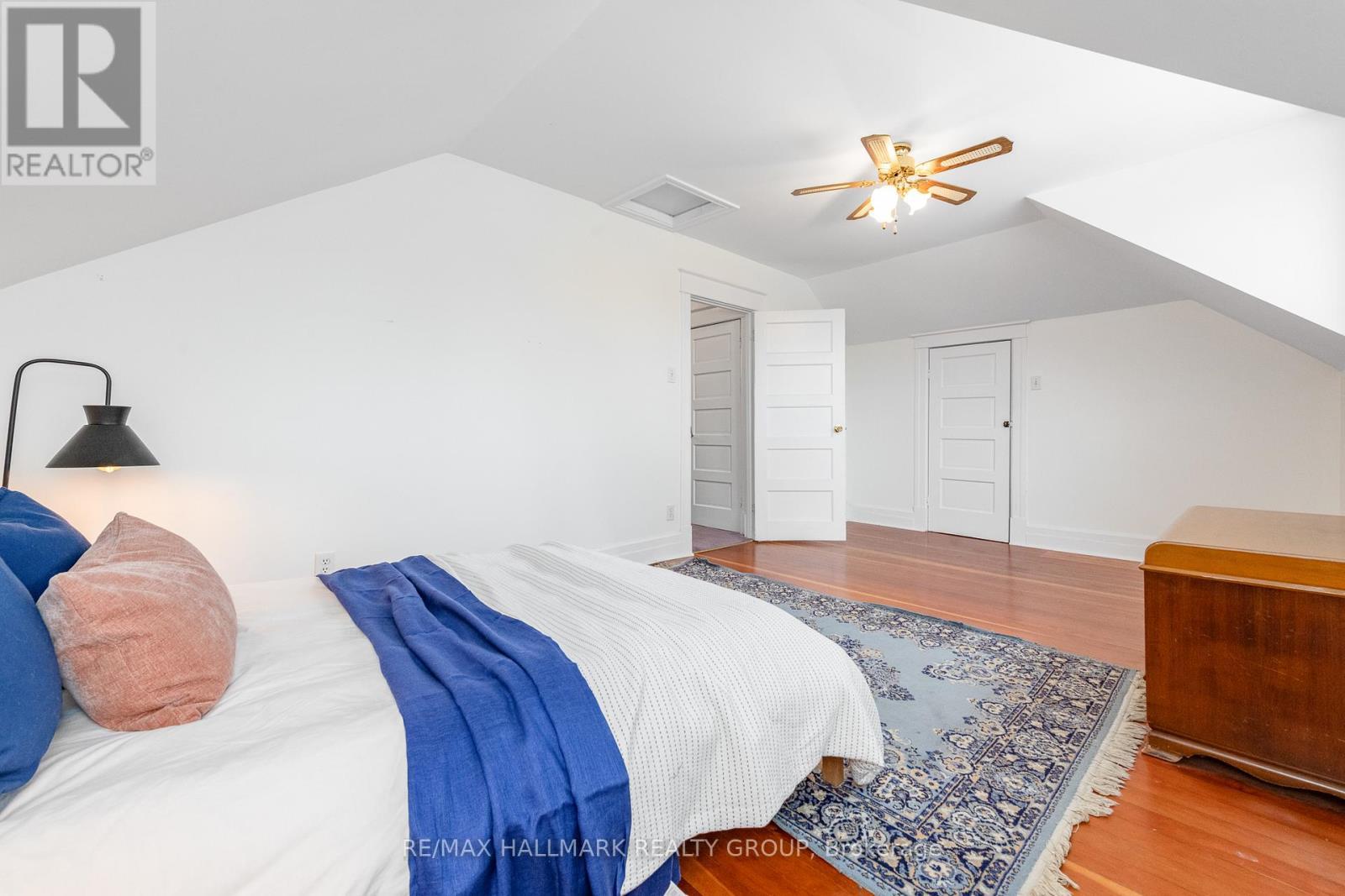 55 Smirle Avenue, Ottawa, ON - Indoor Photo Showing Bedroom