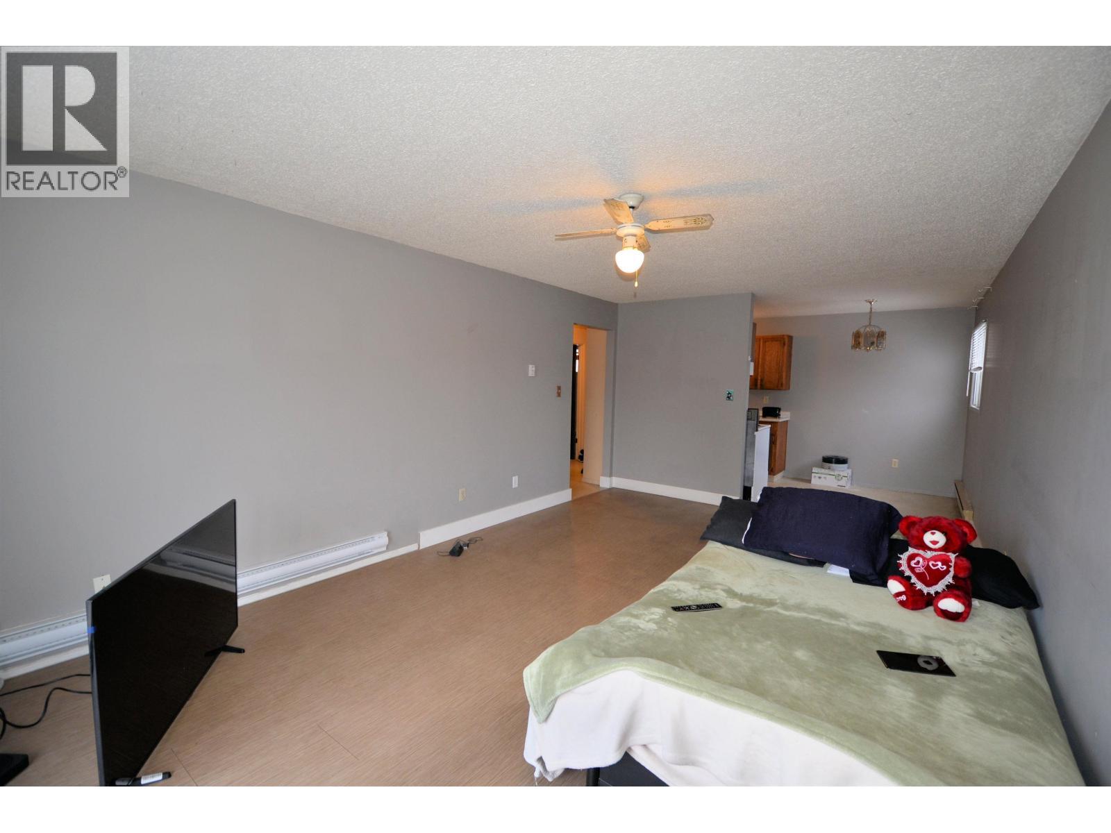 1917 Spruce Street, Prince George, BC - Indoor Photo Showing Bedroom