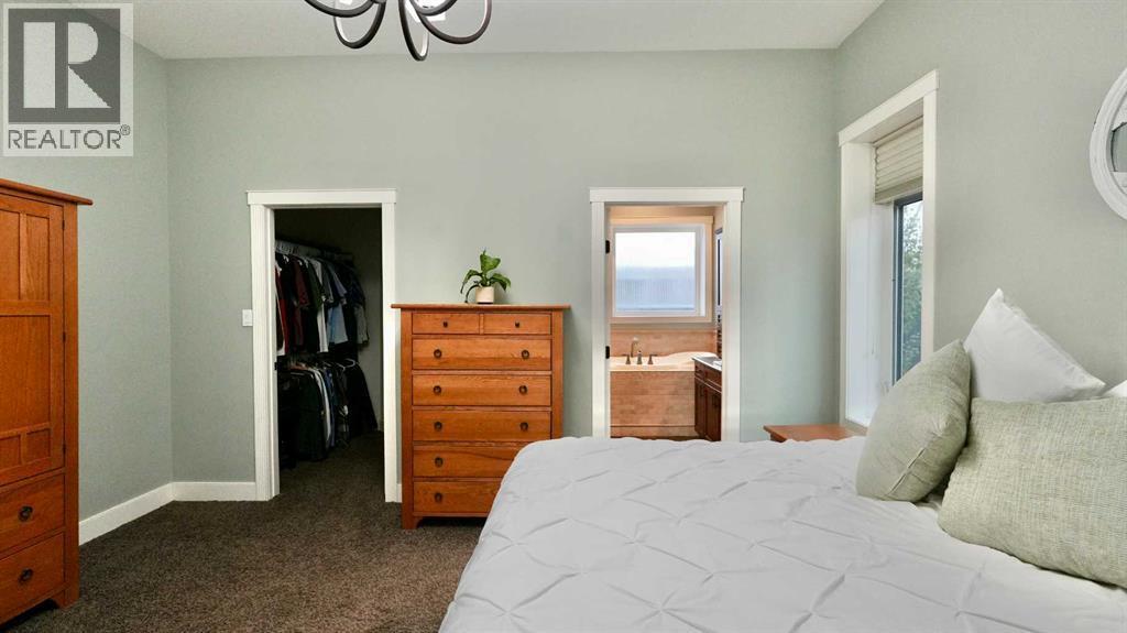 8245 102 Avenue, Peace River, AB - Indoor Photo Showing Bedroom