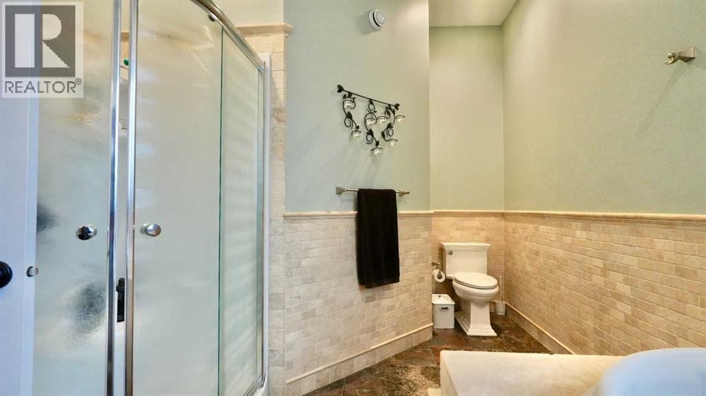 8245 102 Avenue, Peace River, AB - Indoor Photo Showing Bathroom