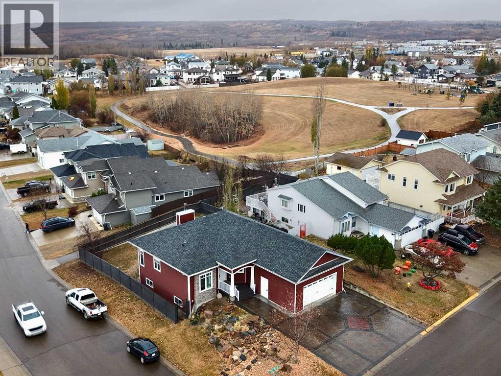 8245 102 Avenue, Peace River, AB - Outdoor With View