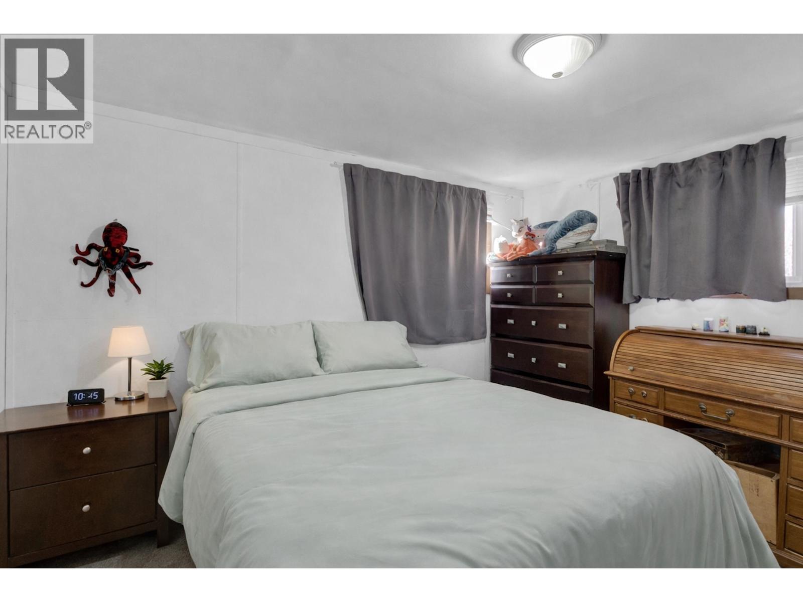 6993 Adam Drive, Prince George, BC - Indoor Photo Showing Bedroom