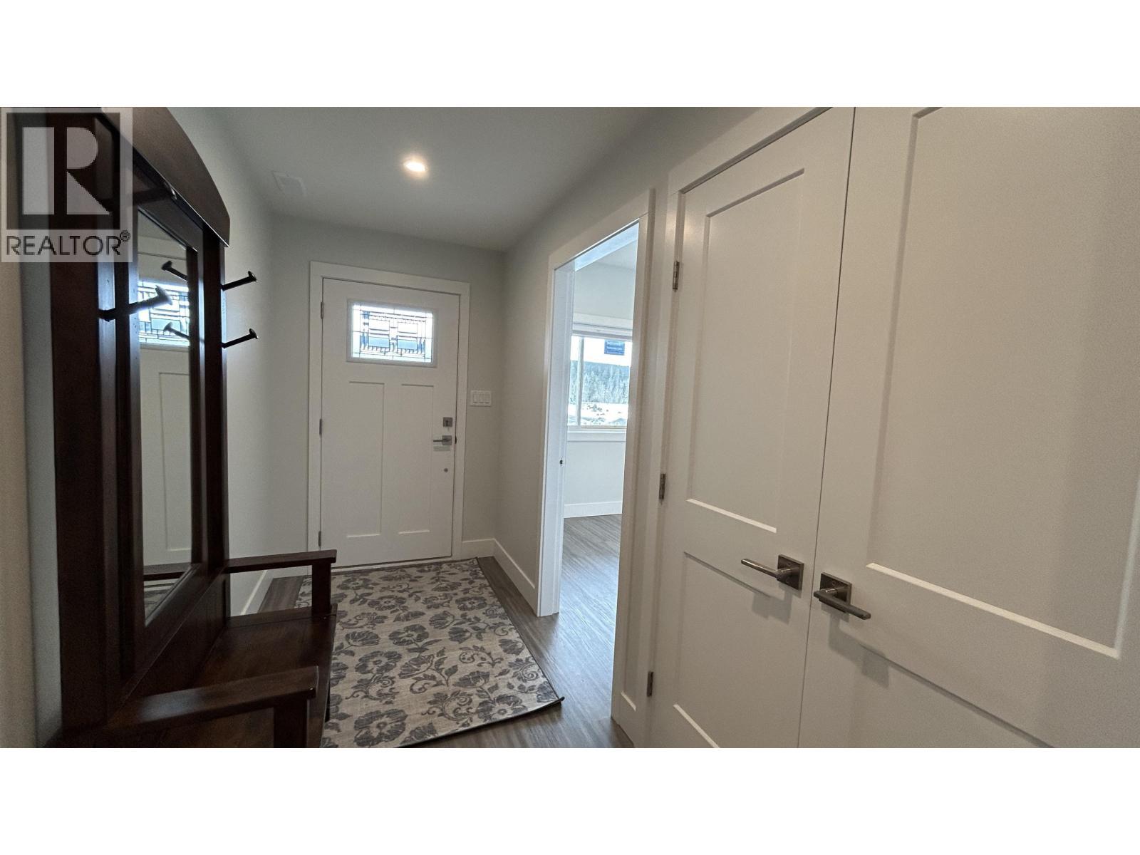 14 105 Forest Ridge Road, 100 Mile House, BC - Indoor Photo Showing Other Room