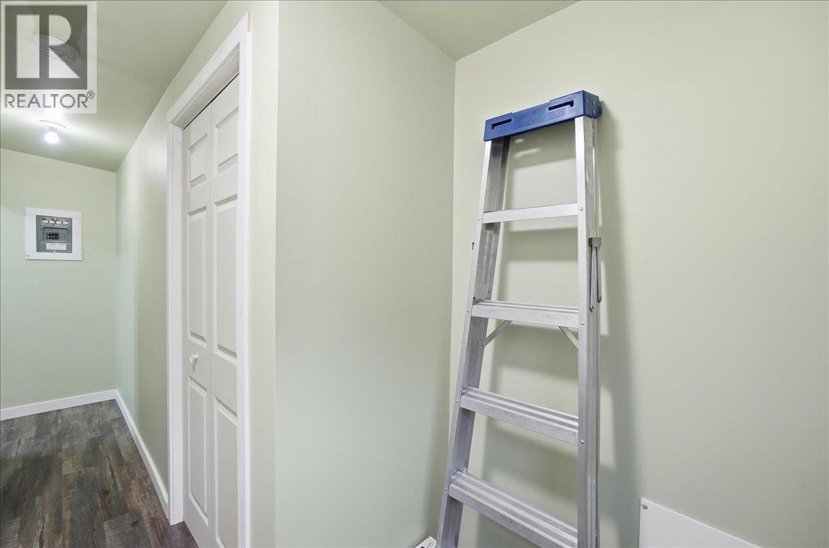 2413 Doukhobour Road, Castlegar, BC