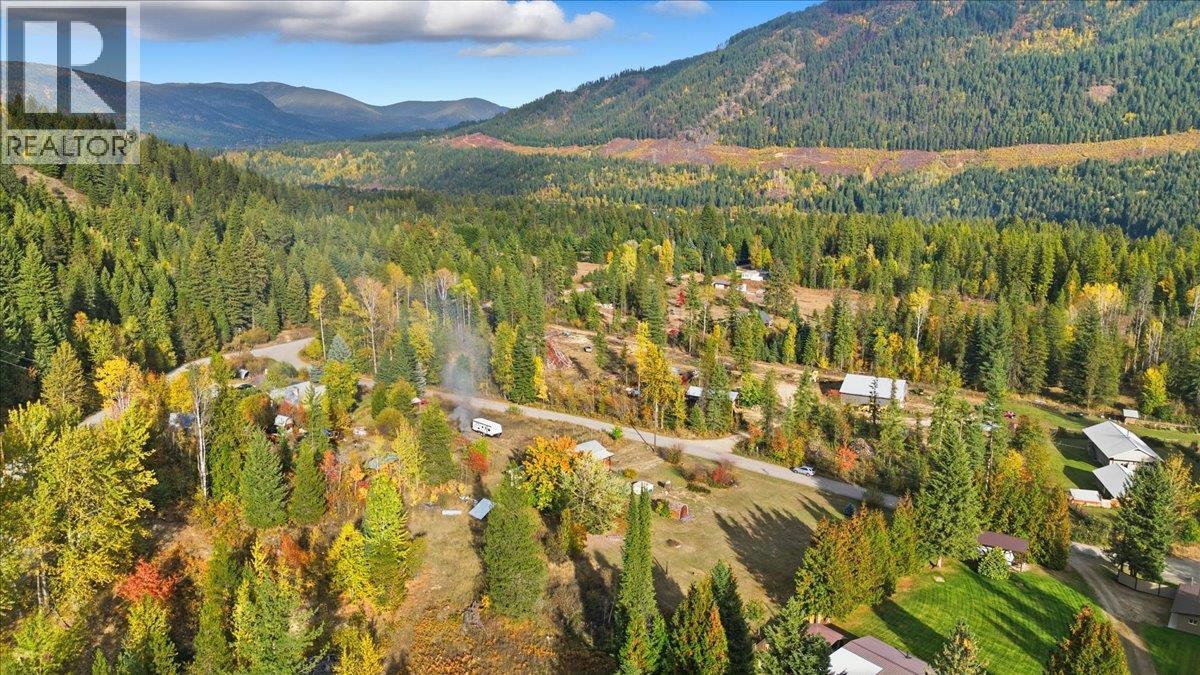 2413 Doukhobour Road, Castlegar, BC