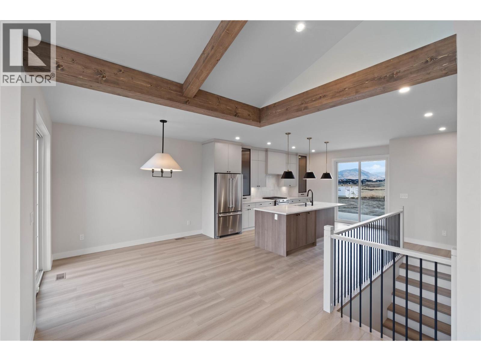 38 Rue Cheval Noir Unit# 113, Kamloops, BC - Indoor Photo Showing Kitchen