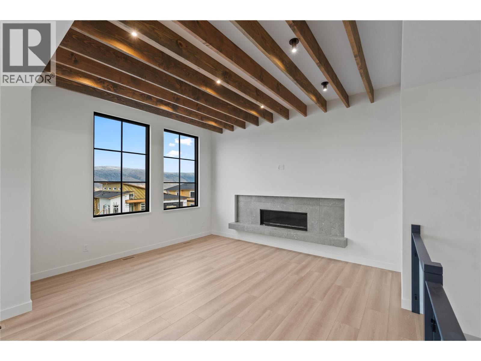 2264 Coldwater Drive, Kamloops, BC - Indoor With Fireplace