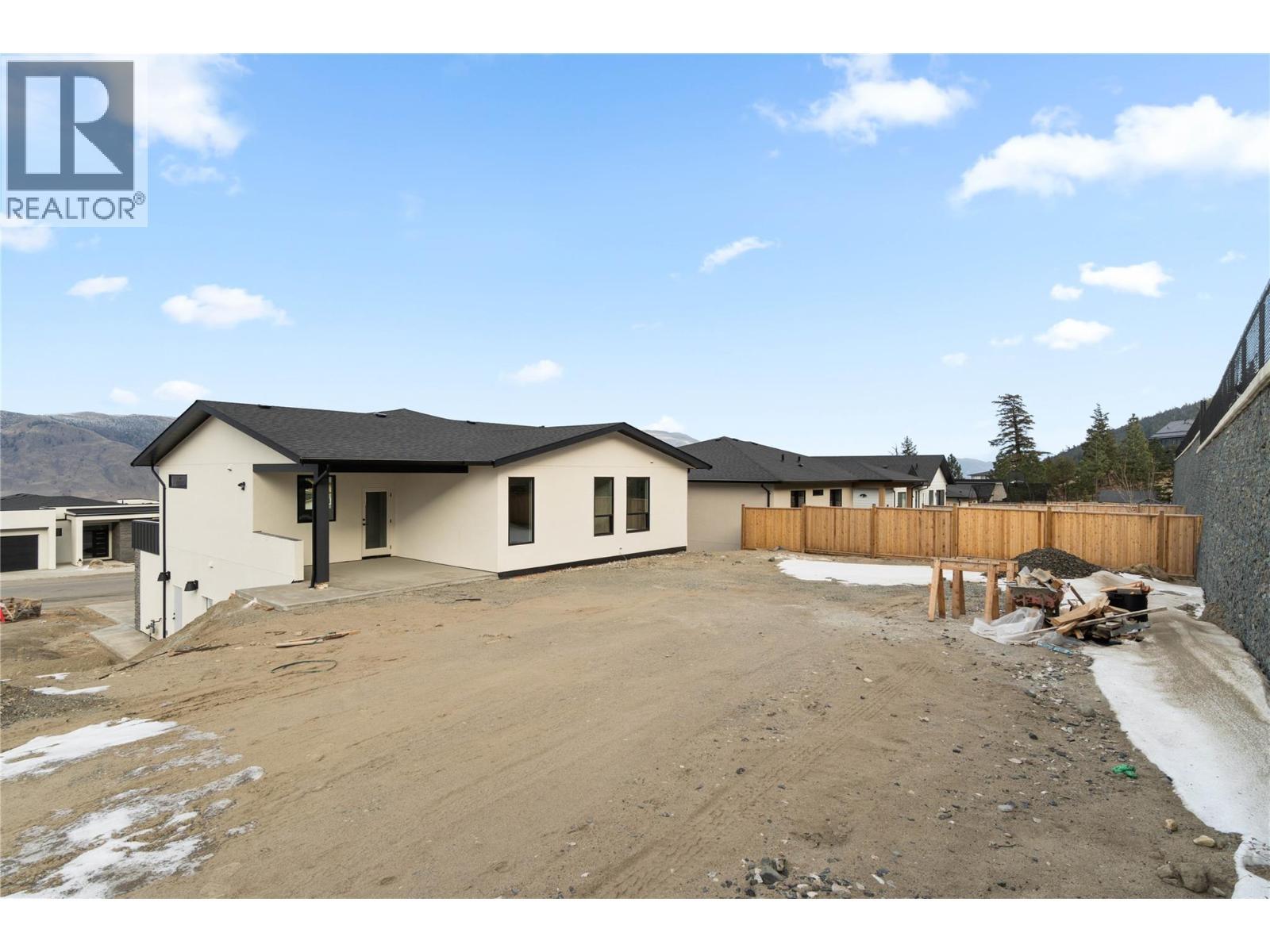 2264 Coldwater Drive, Kamloops, BC - Outdoor