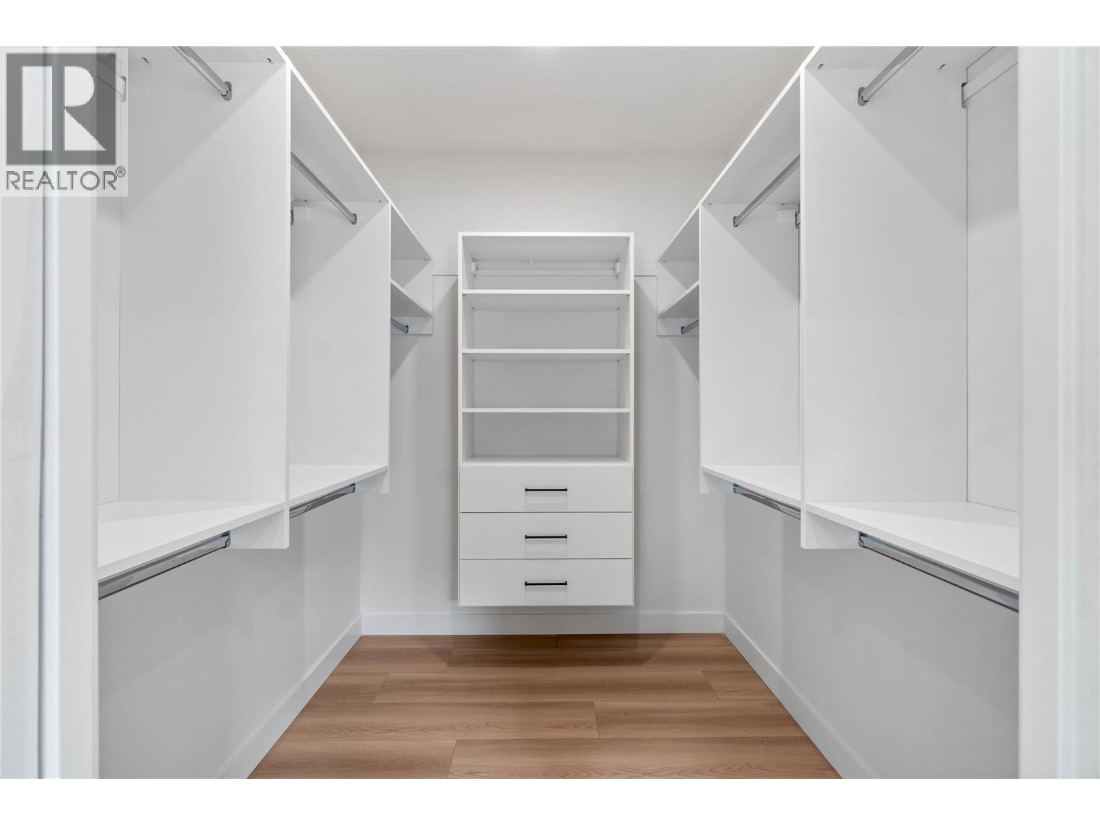 2264 Coldwater Drive, Kamloops, BC - Indoor With Storage