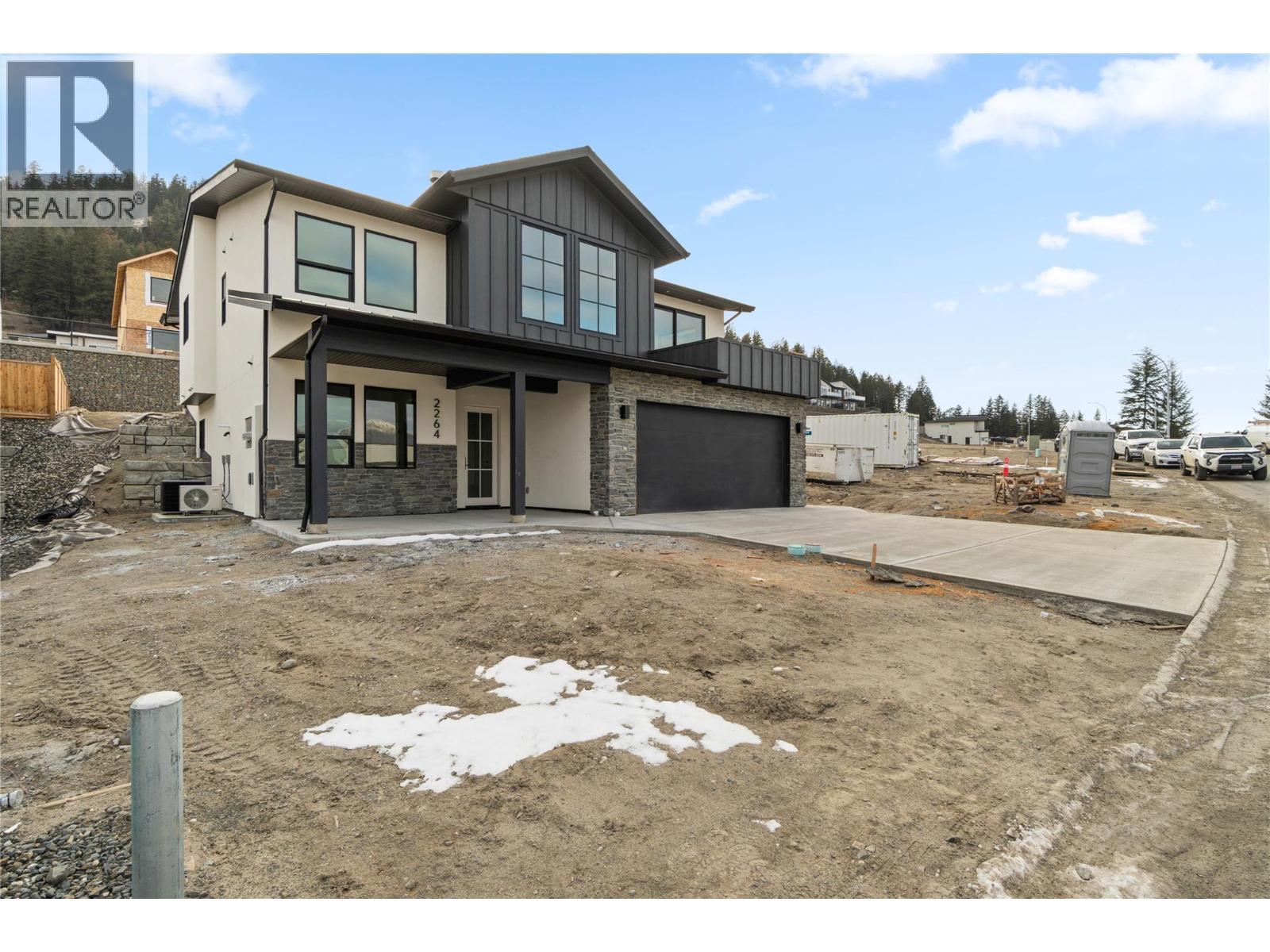 2264 Coldwater Drive, Kamloops, BC - Outdoor