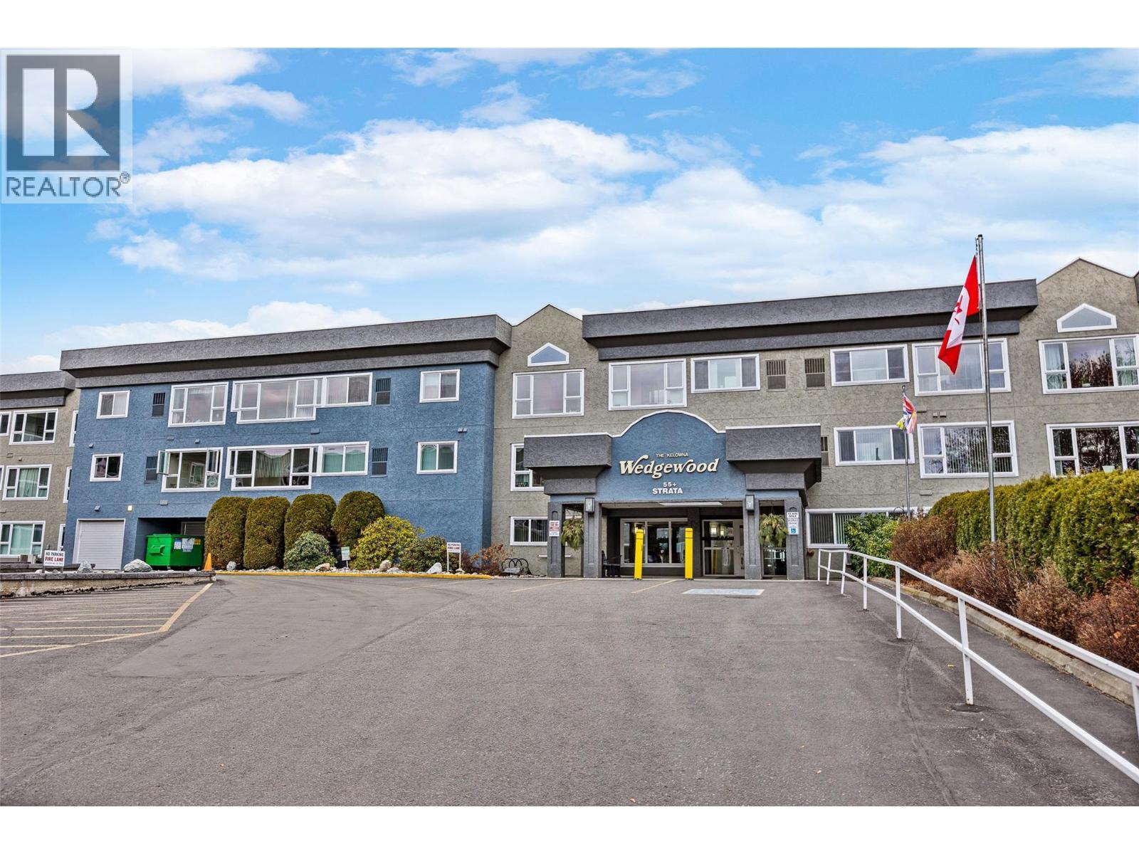 1045 Sutherland Avenue Unit# 350, Kelowna, BC - Outdoor With Facade