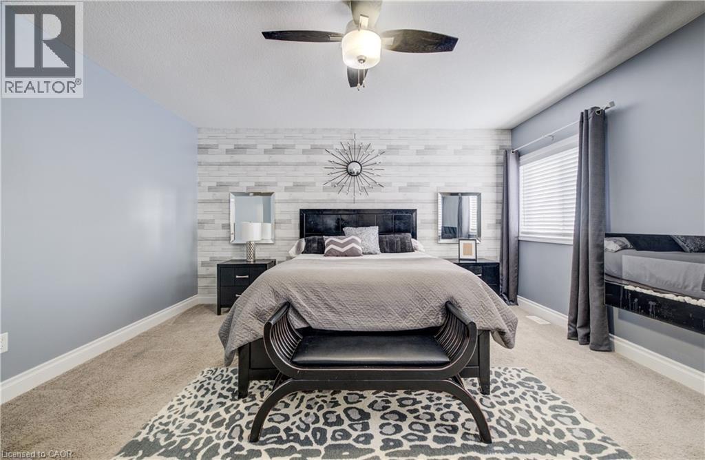 502 Woodbine Avenue, Kitchener, ON - Indoor Photo Showing Bedroom