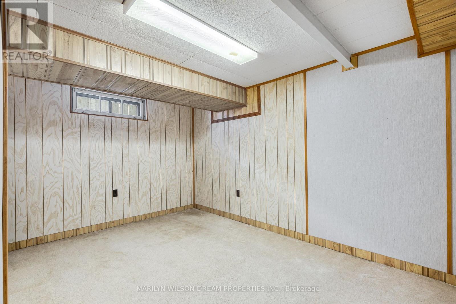 1605 Dixie Street, Ottawa, ON - Indoor Photo Showing Other Room