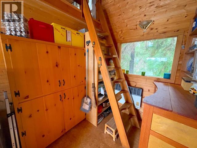 1716/08 Vancouver Blvd, Savary Island, BC - Indoor Photo Showing Other Room